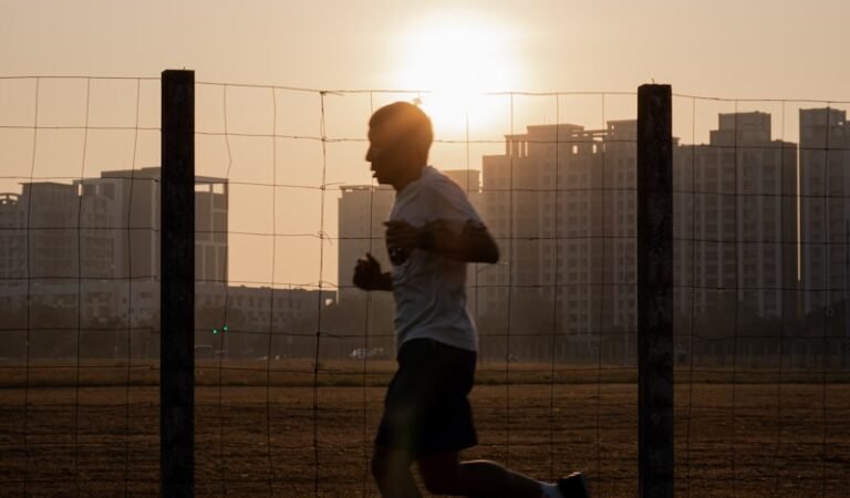 The 5-Minute Morning Workout That Woke Me Up Better Than Coffee