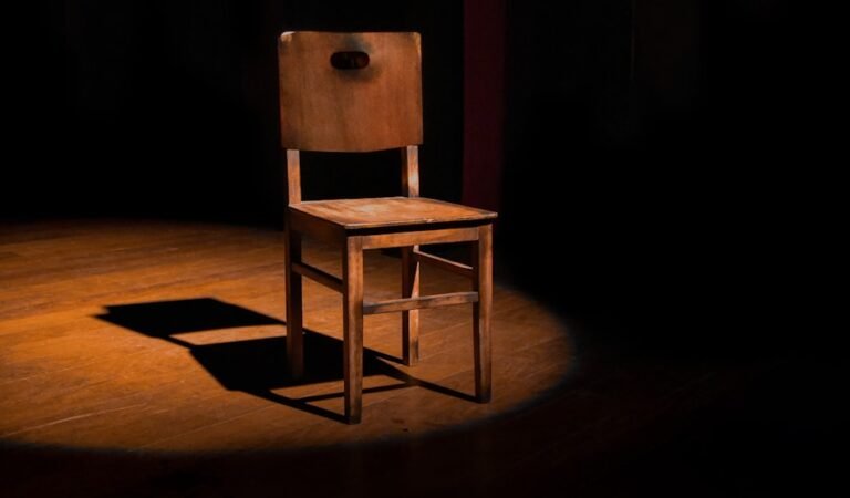 What I Learned From Not Using a Chair for a Week